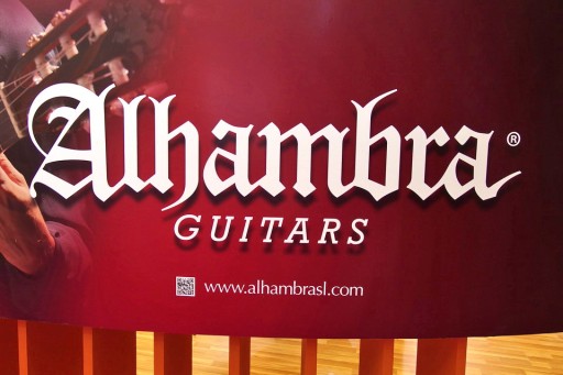 Alhambra-Guitar_001